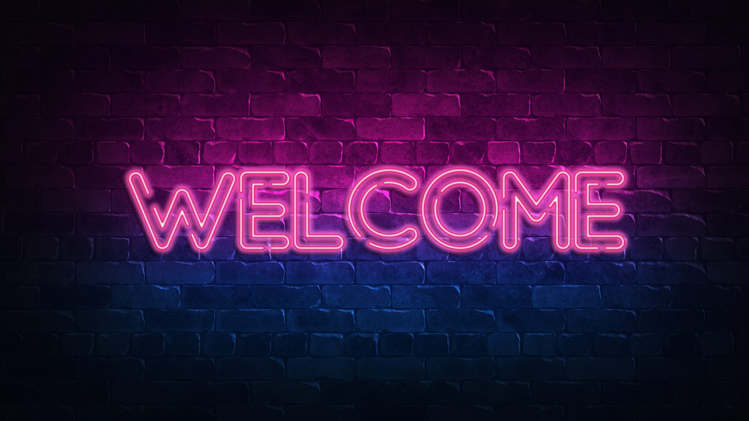 welcome neon sign. purple and blue glow. neon text. Brick wall lit by neon lamps. Night lighting on the wall. 3d illustration. Trendy Design. light banner, bright advertisement wooden welcome sign in cursive on a fake shrub background