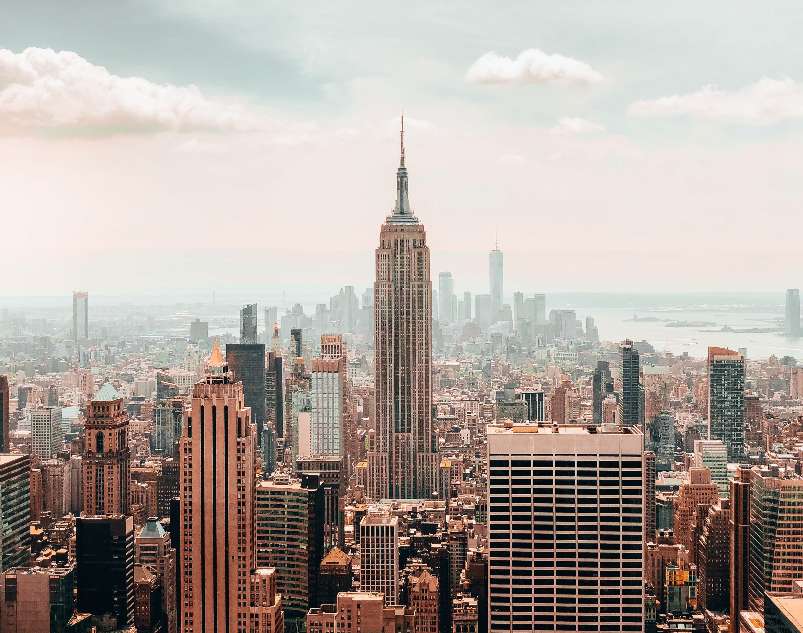 christian-ladewig-FD-gzGKS5sY-unsplash Image of computer screen, logged into WordPress, with backend screen to create a new post.